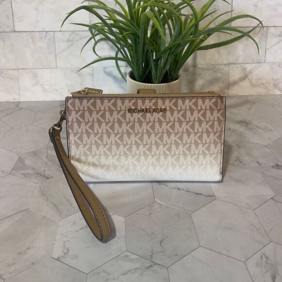 Michael Kors Ombré Double Zip Wallet Wristlet Camel - Picture 3 of 11